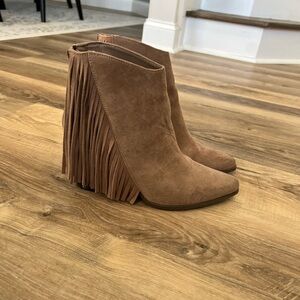 Candie's Fringe Cowboy Booties Size 9